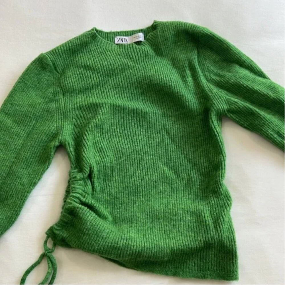 Zara Green Sweater with Side Winch Keyhole